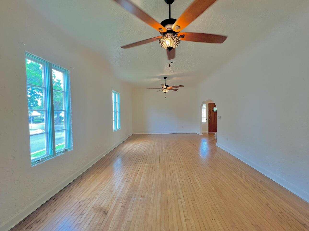 COLLEGE PARK - Residential Lease