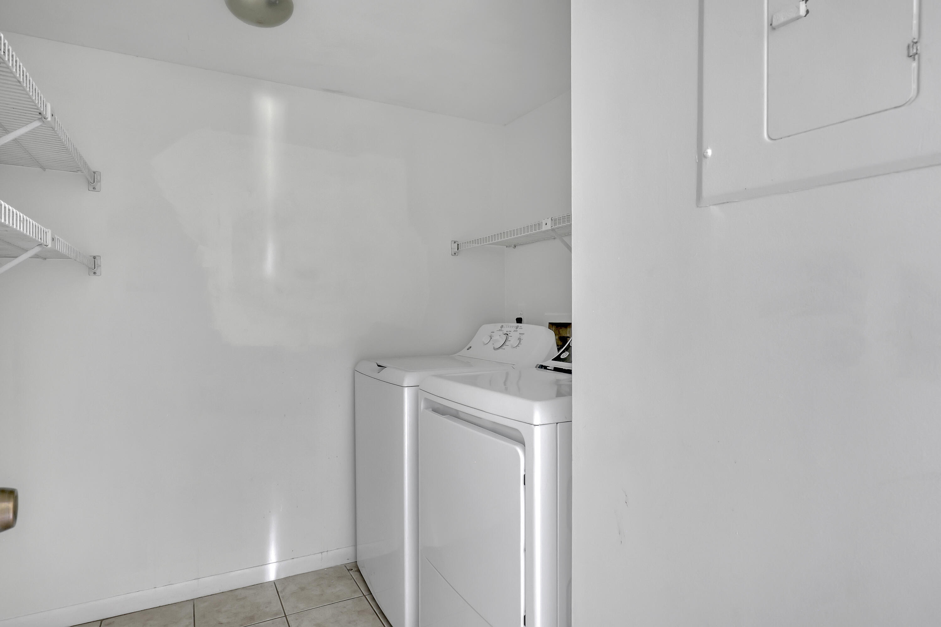PALM CLUB WEST VILLAGE 1 CONDO - Residential Lease