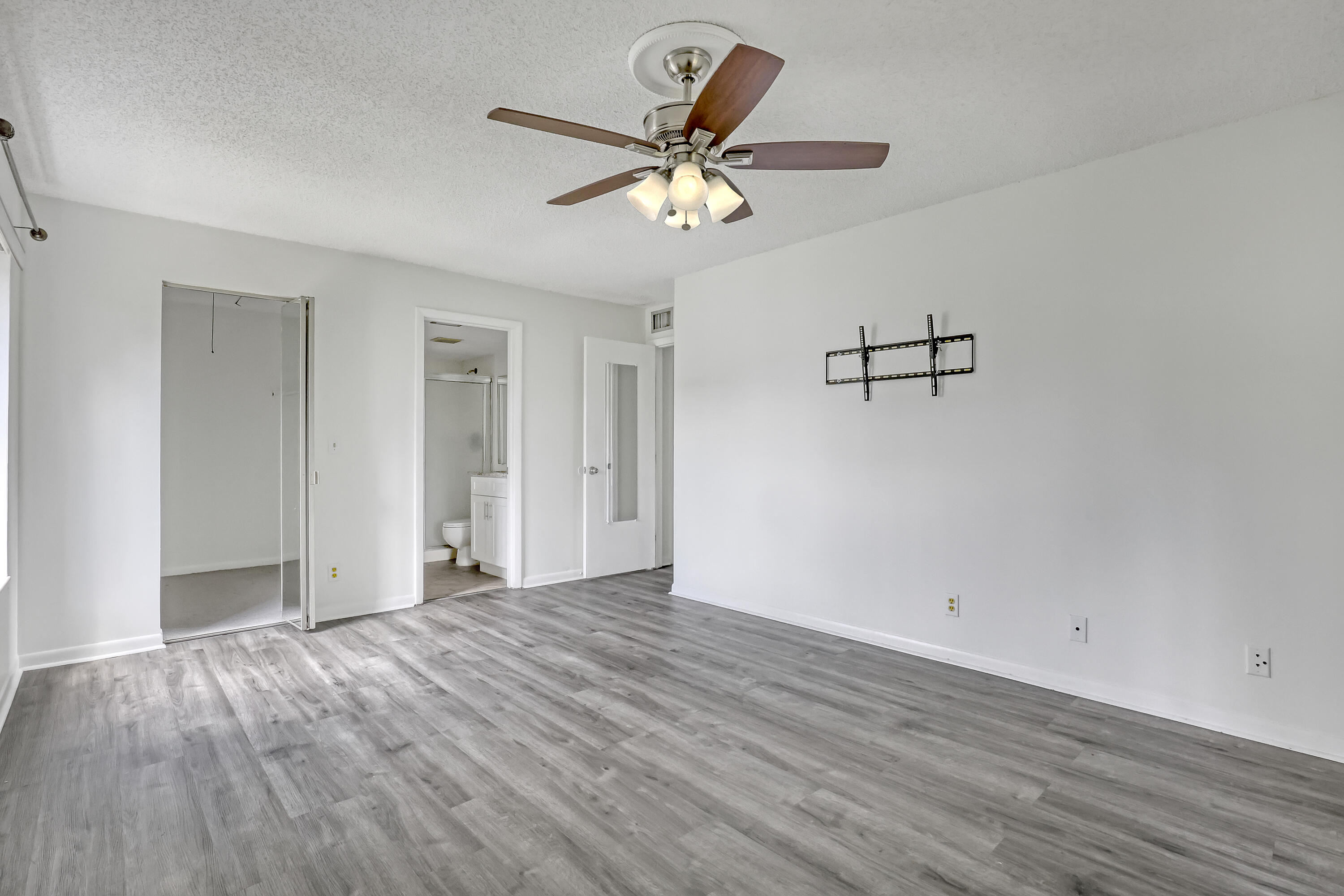 PALM CLUB WEST VILLAGE 1 CONDO - Residential Lease