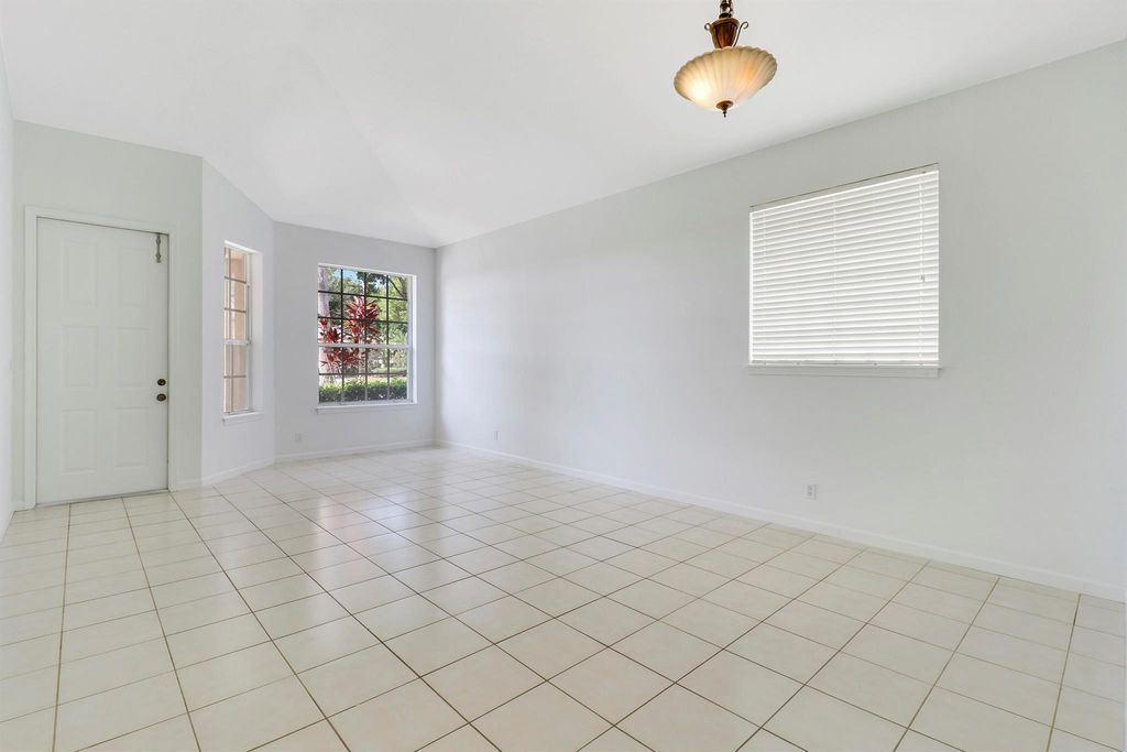 Photo of 3130 SW Solitaire Palm Drive, Palm City, FL 34990 (MLS # R10994692)