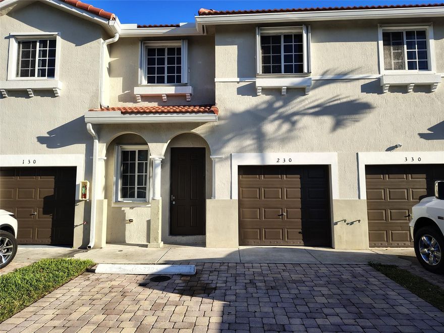 Freshly painted, new flooring, new washer and dryer, new dishwasher, new refrigerator, new microwave, 3 bedrooms 2-1/2 baths townhome currently vacant, HOA requires a 680 credit
score.  Gated neighborhood.  Community pool and park.  First month, deposit and last month negotiable.