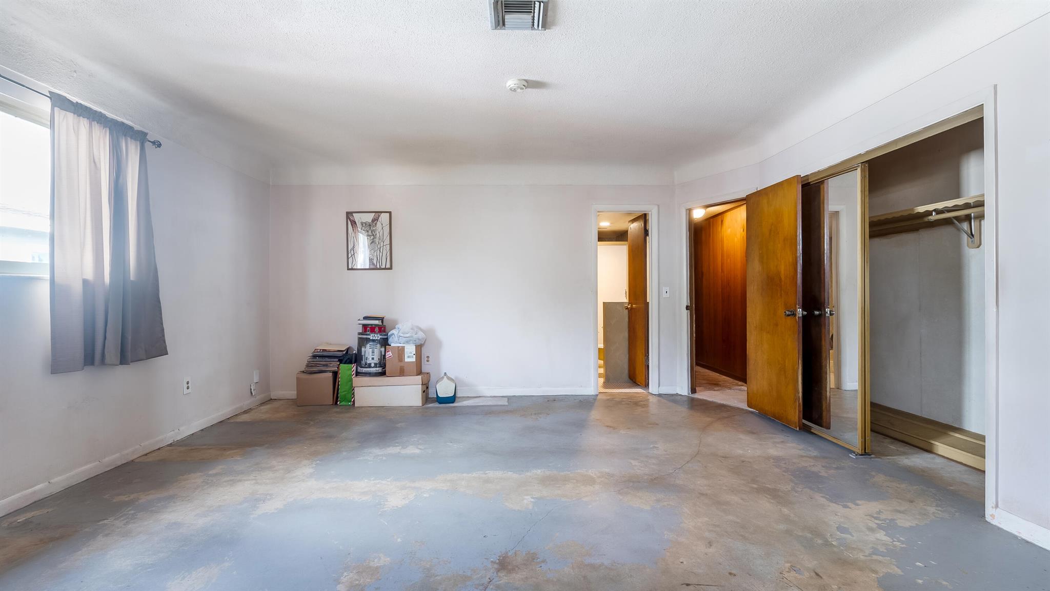 LAKE FOREST SEC 4 - Residential