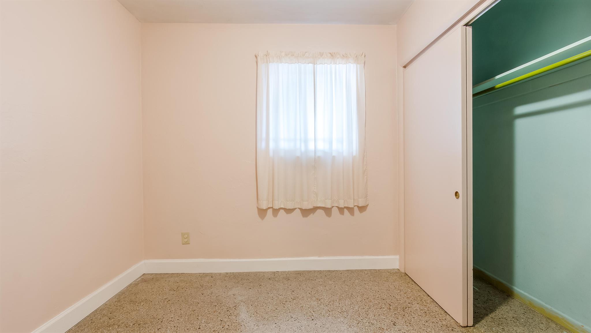 LAKE FOREST SEC 4 - Residential