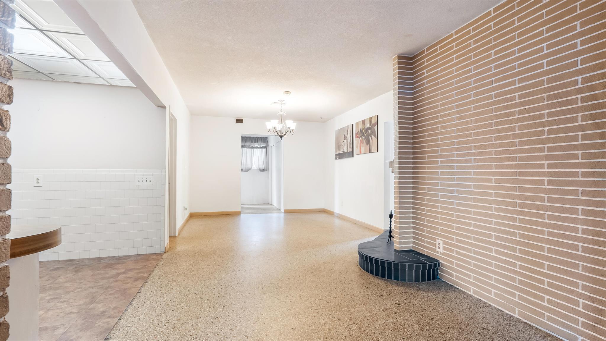 LAKE FOREST SEC 4 - Residential