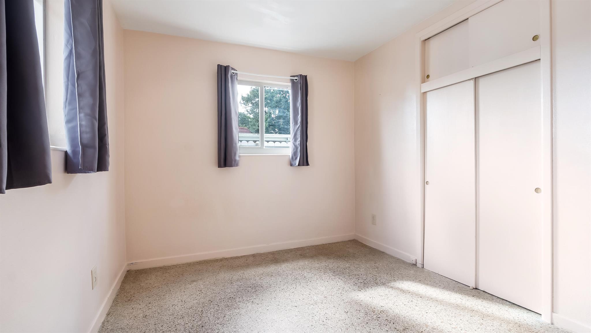 LAKE FOREST SEC 4 - Residential