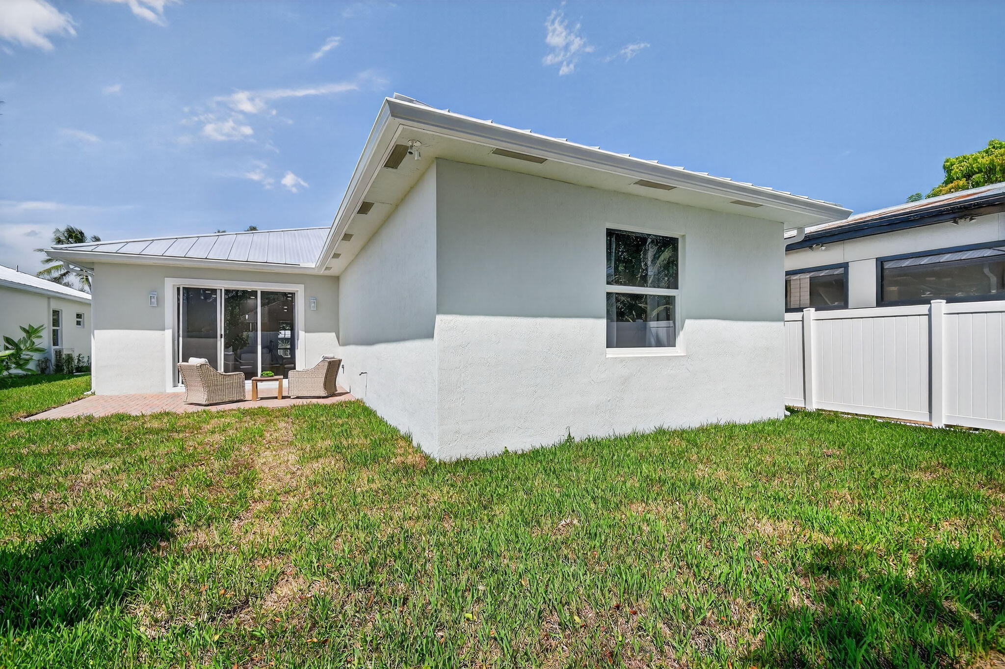 PINE GARDENS - Residential