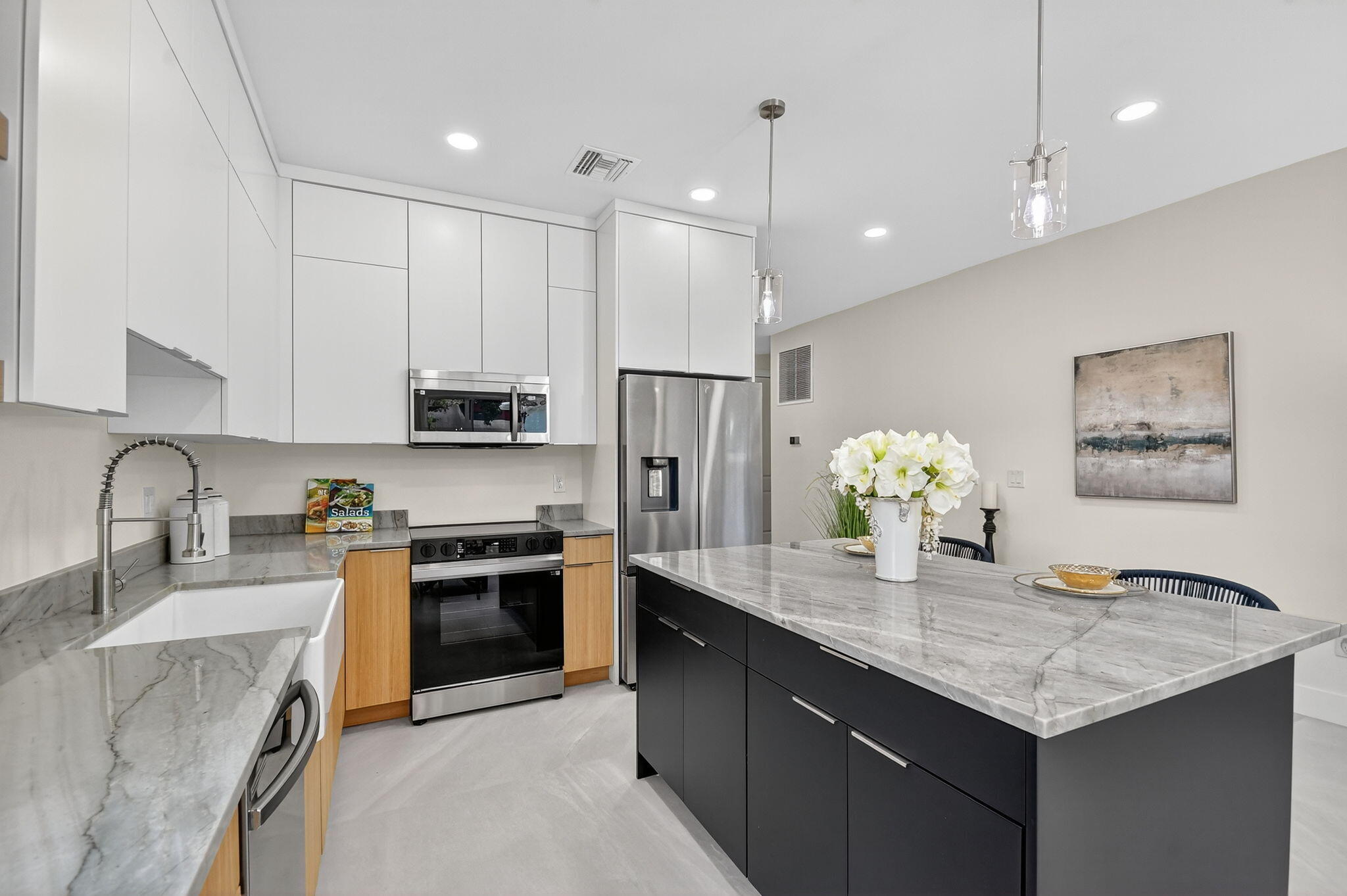 PINE GARDENS - Residential