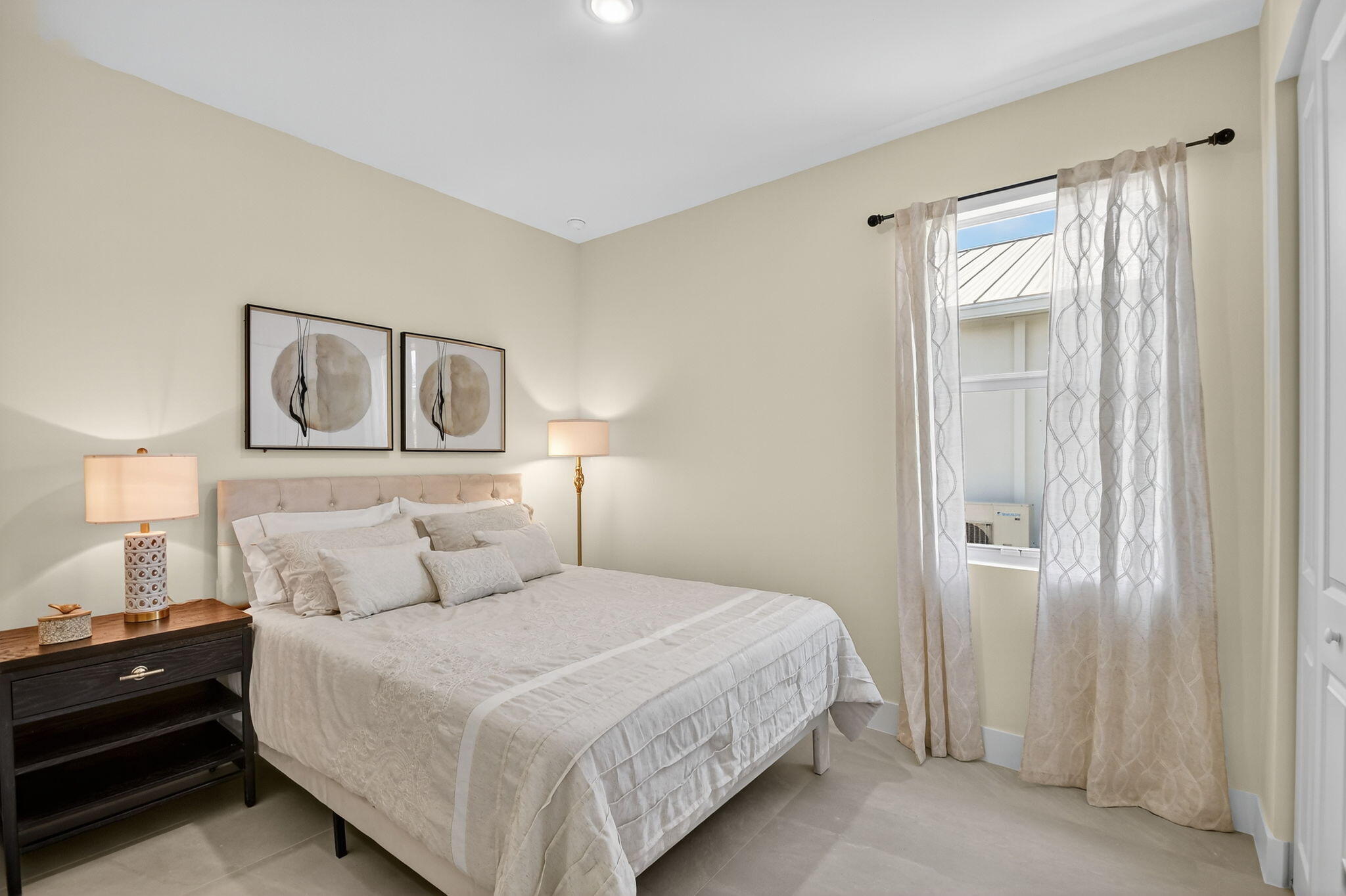 PINE GARDENS - Residential