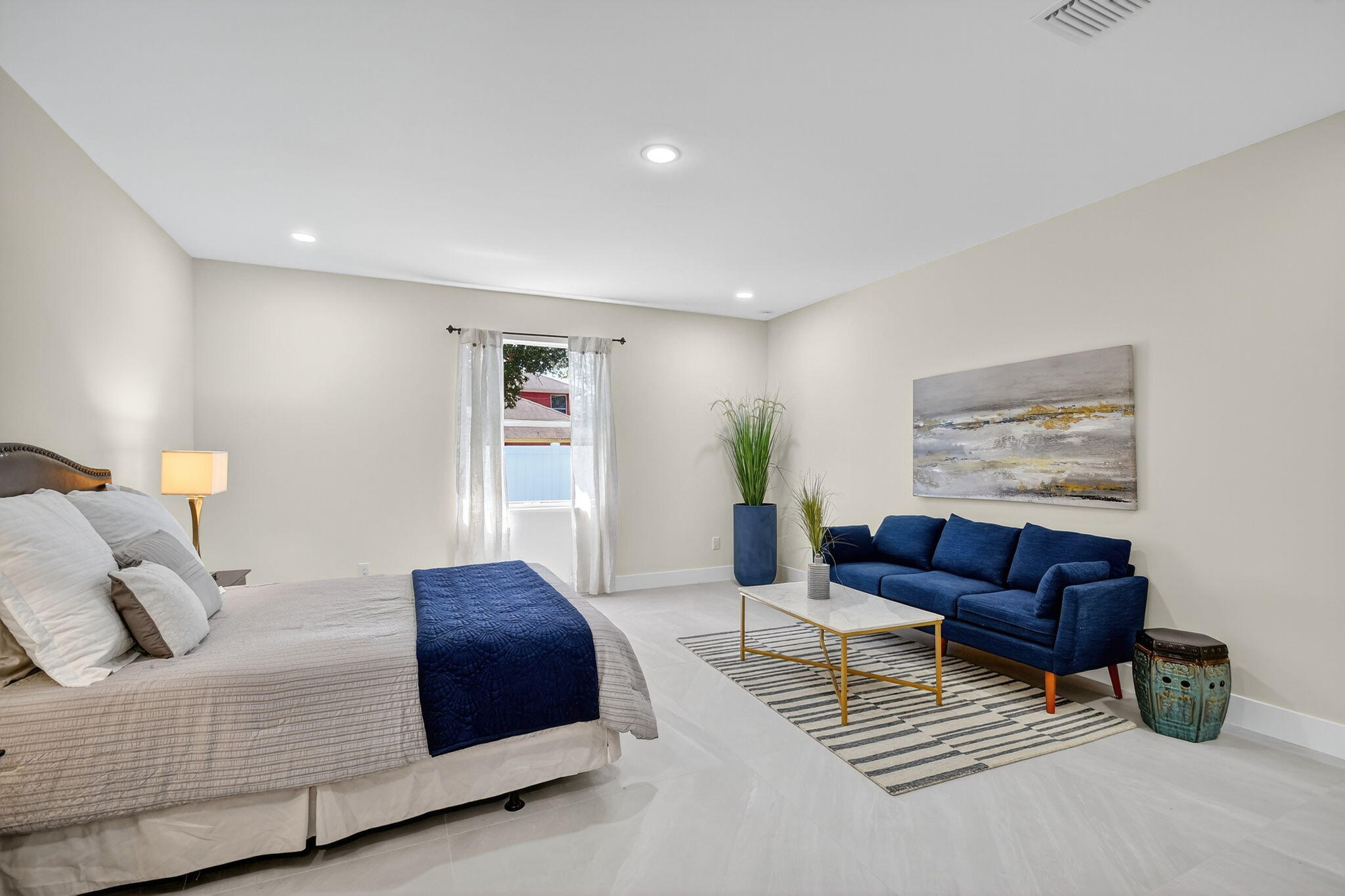 PINE GARDENS - Residential