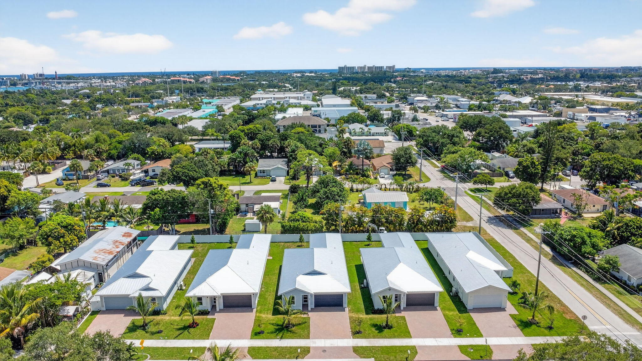 PINE GARDENS - Residential