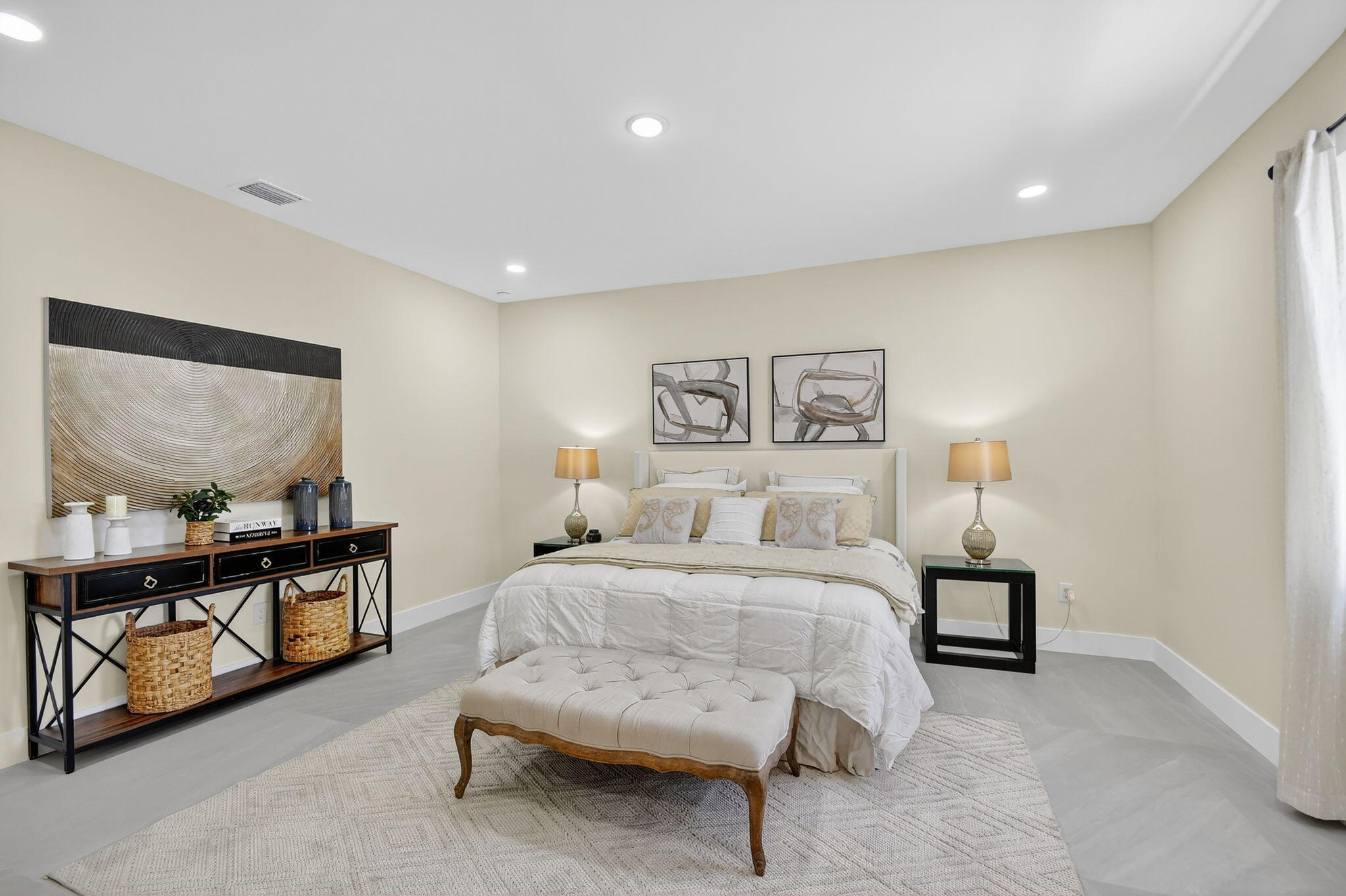 PINE GARDENS - Residential