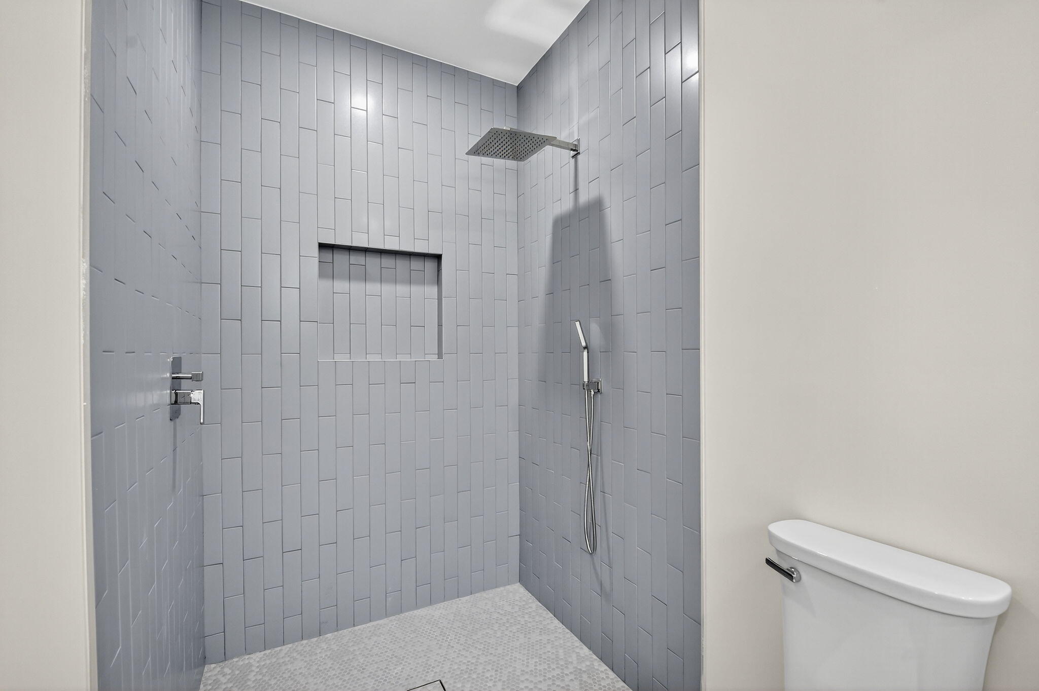 PINE GARDENS - Residential