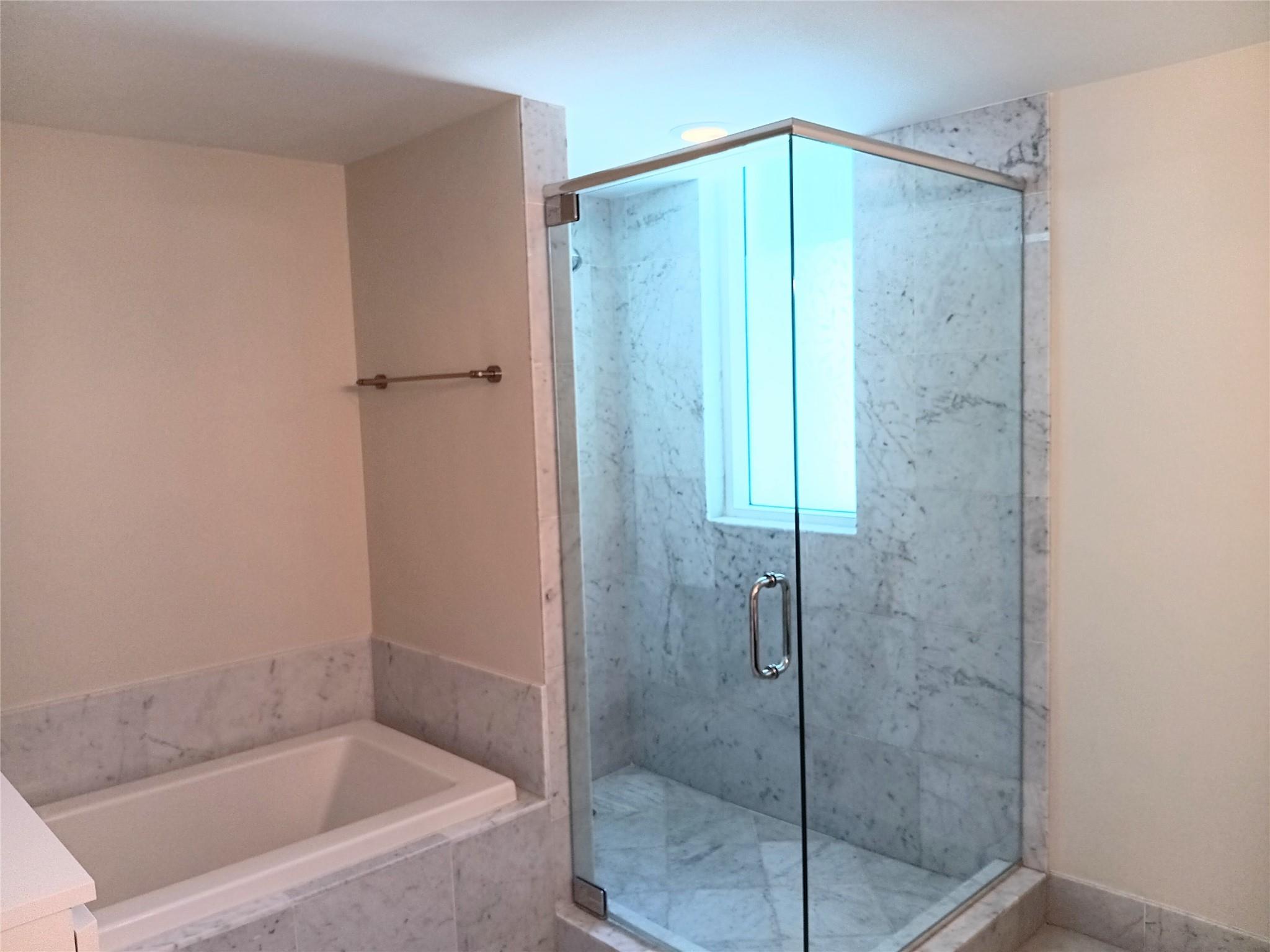 VIZCAYNE SOUTH CONDO - Residential Lease