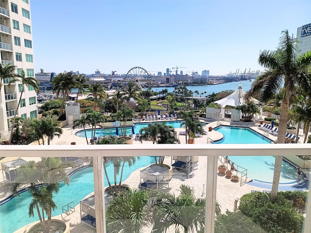 VIZCAYNE SOUTH CONDO - Residential Lease