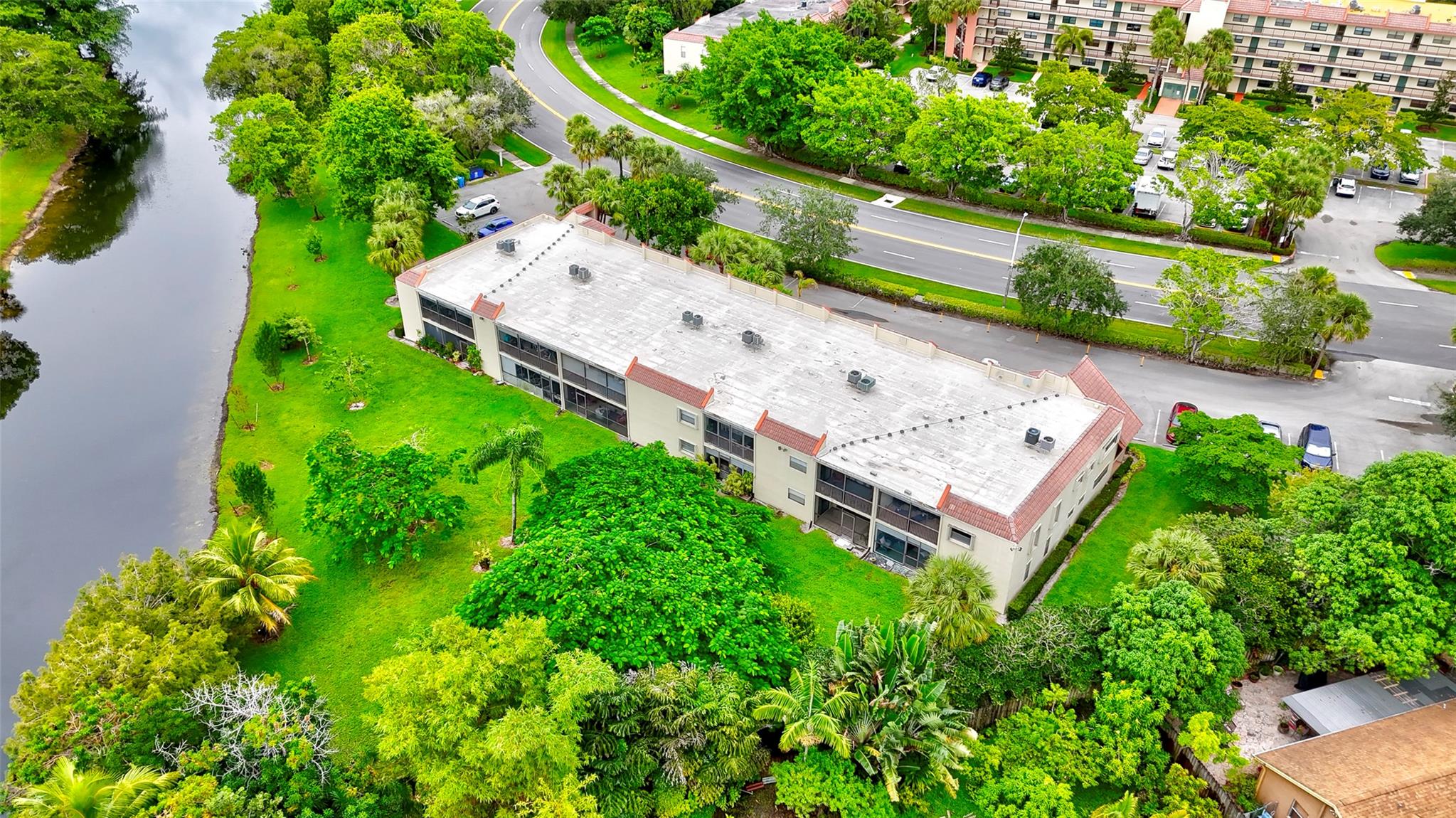 Hammocks - Lake Forest - Residential