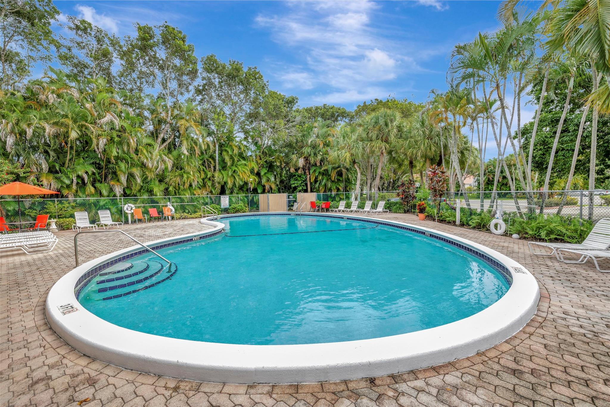 Hammocks - Lake Forest - Residential