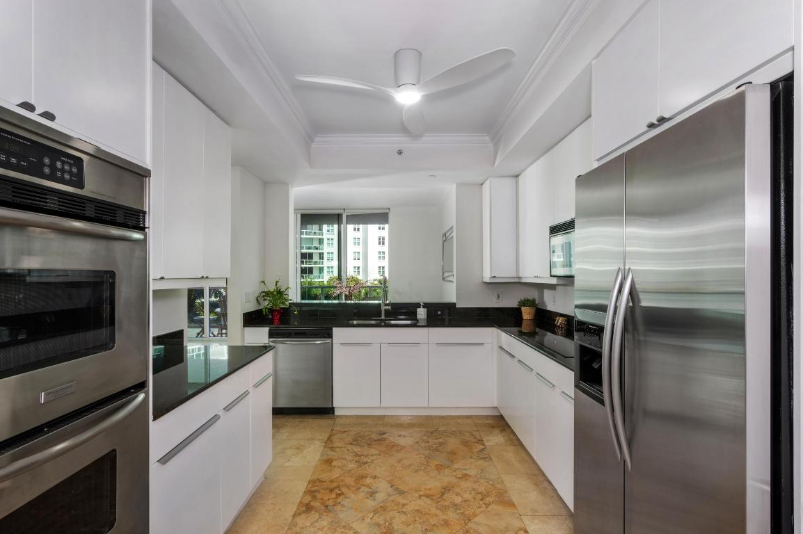 TOWNSEND PLACE CONDO - Residential