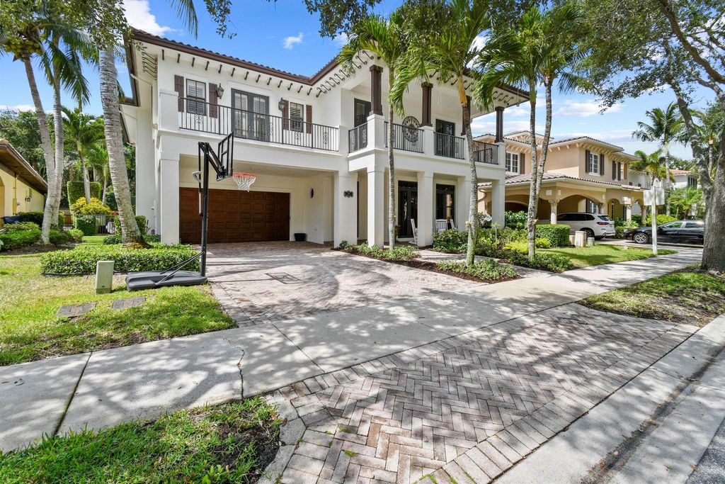 Photo of 140 Segovia Way, Jupiter, FL 33458 (MLS # R10886333)