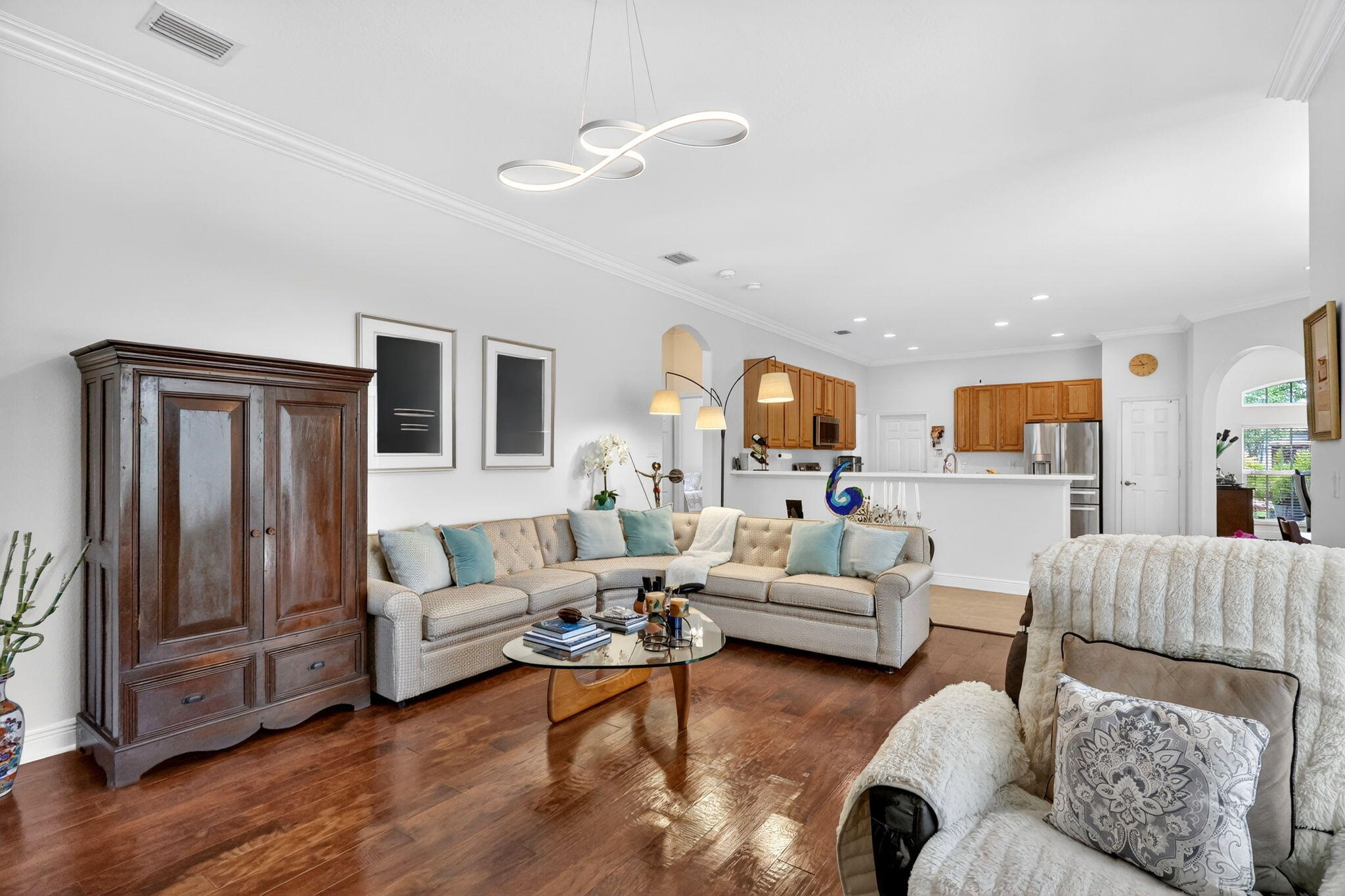 LAKE TUSCANY - Residential