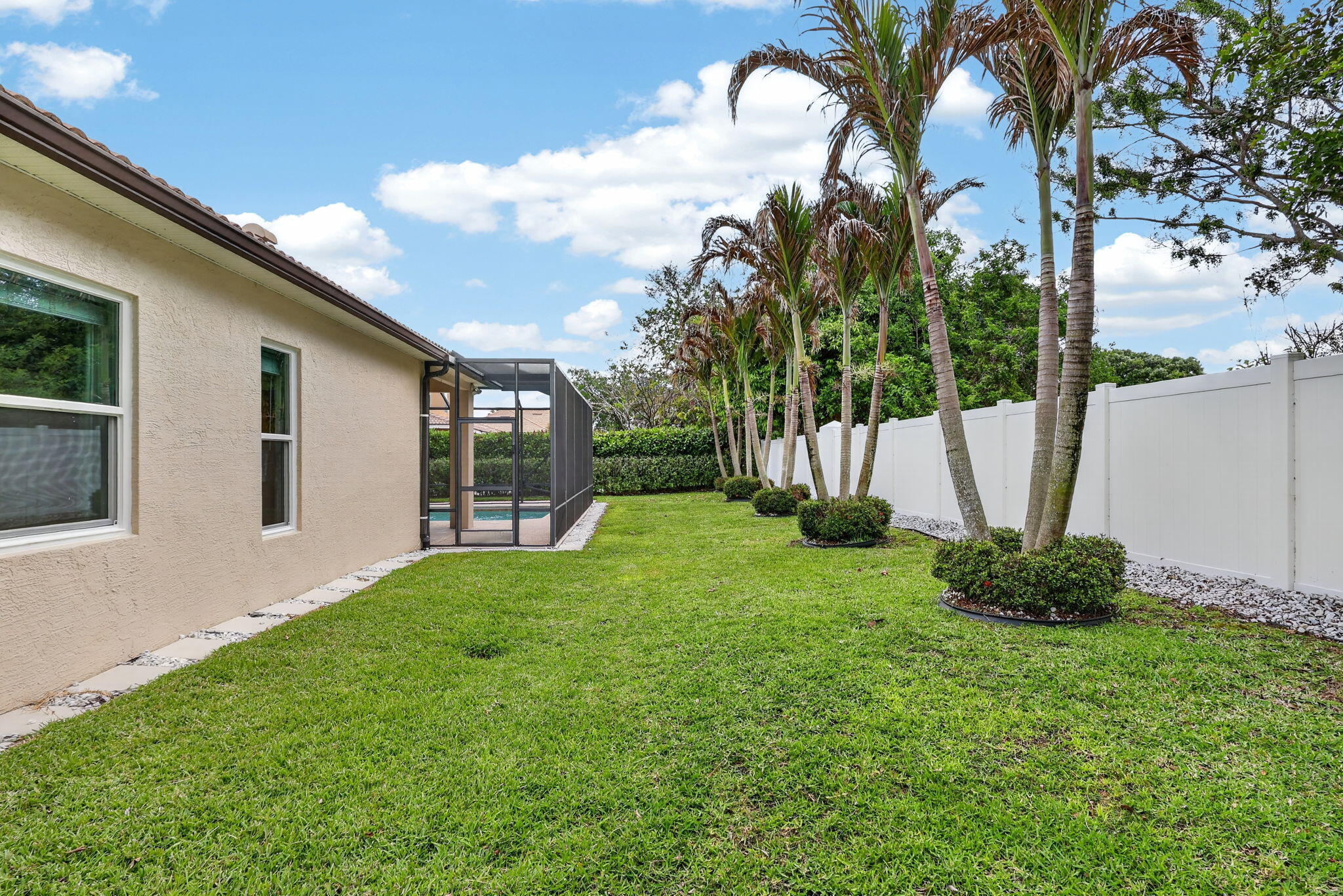 LAKE TUSCANY - Residential