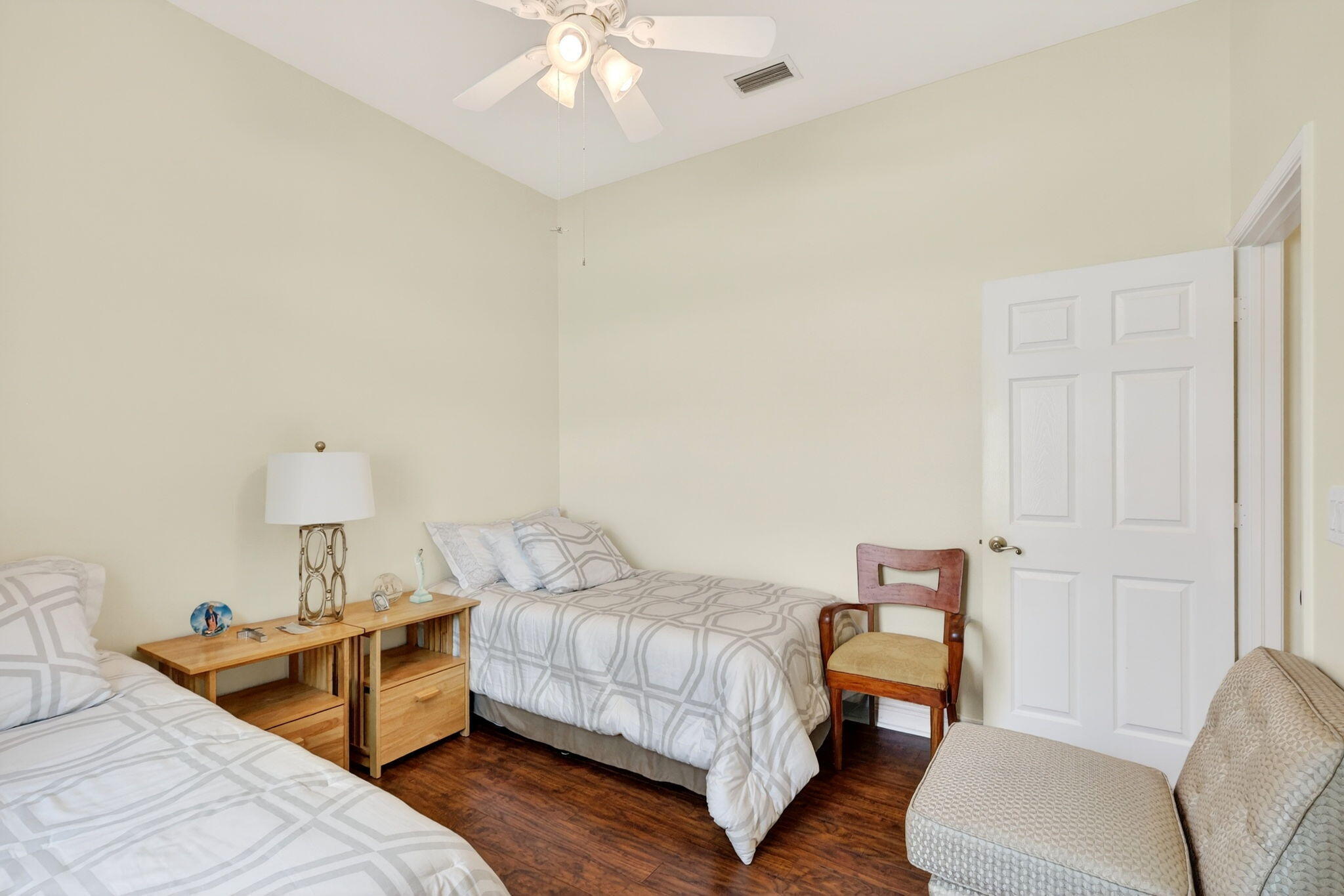 LAKE TUSCANY - Residential