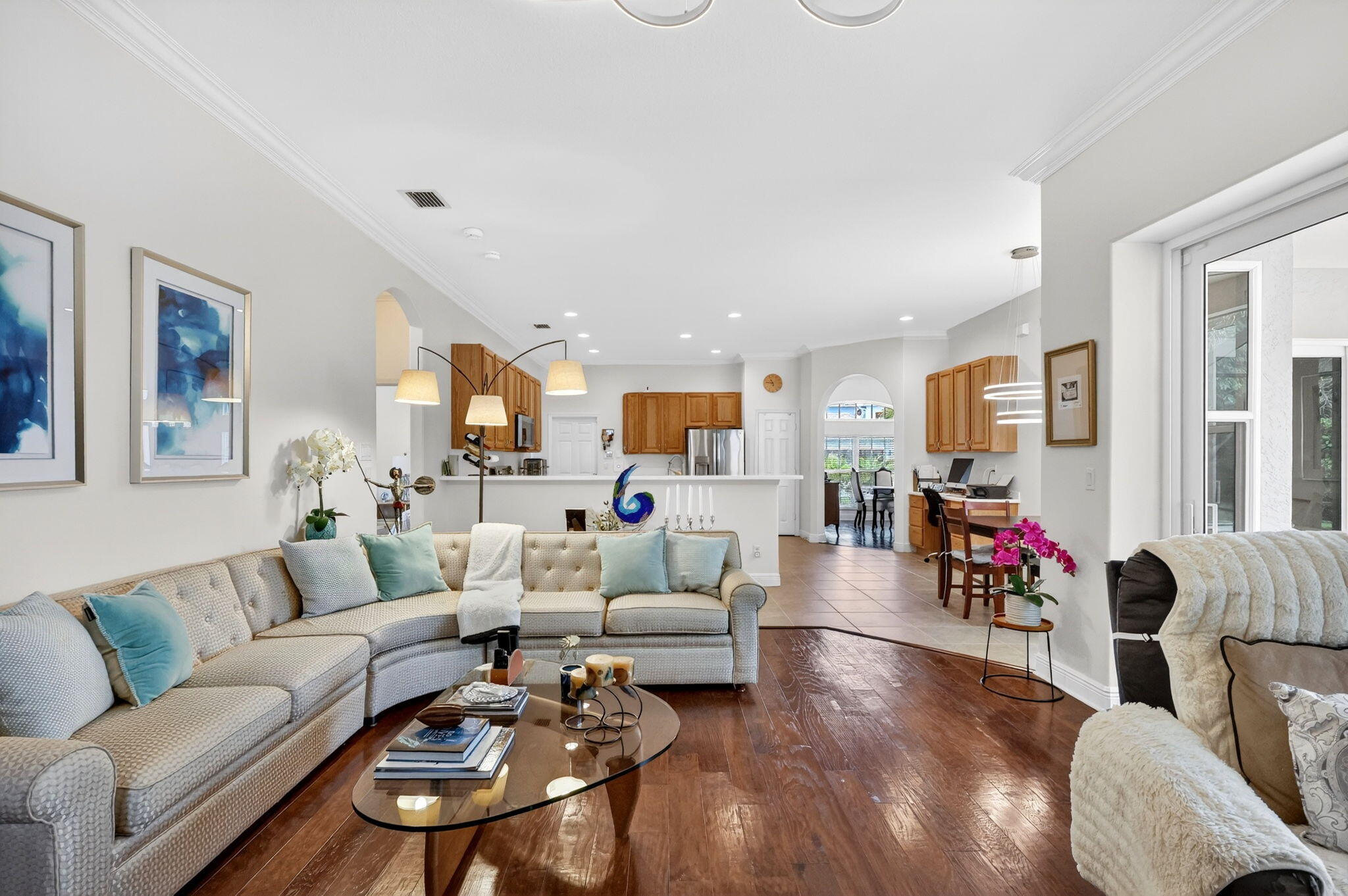 LAKE TUSCANY - Residential