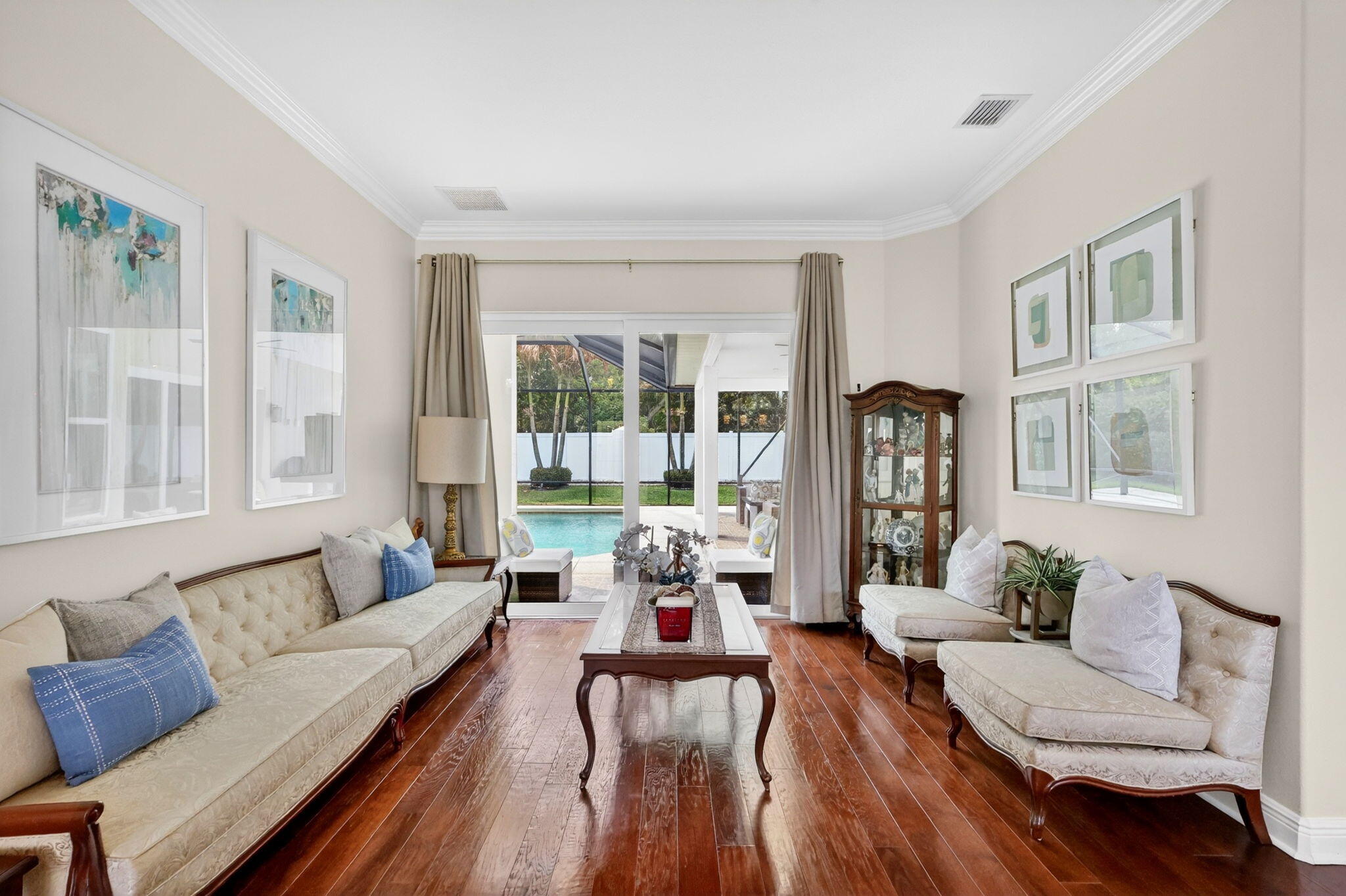 LAKE TUSCANY - Residential