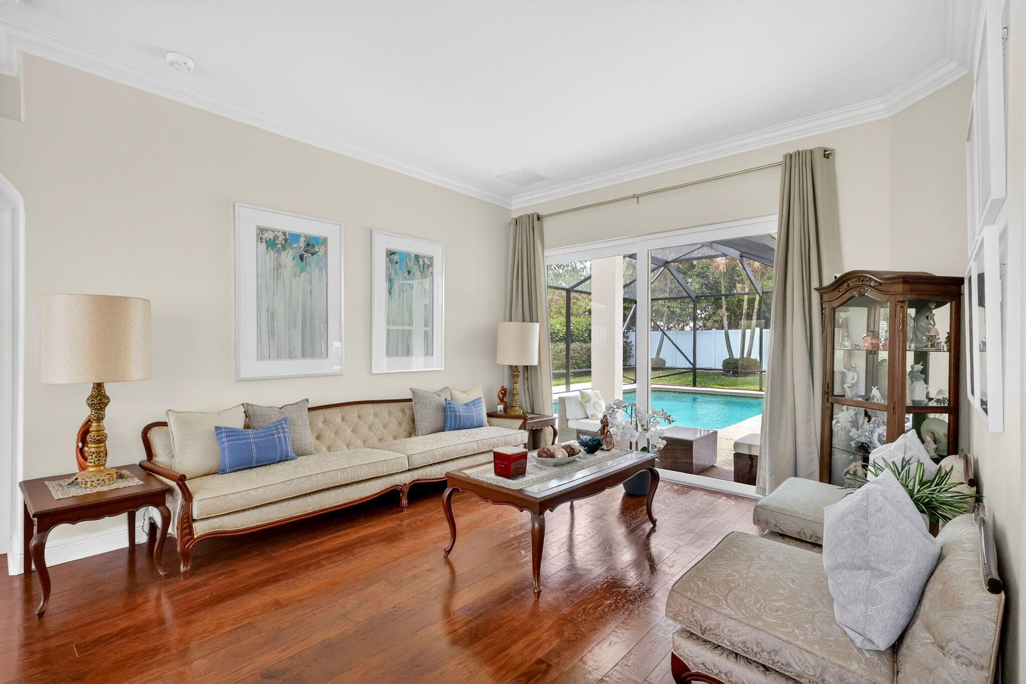 LAKE TUSCANY - Residential