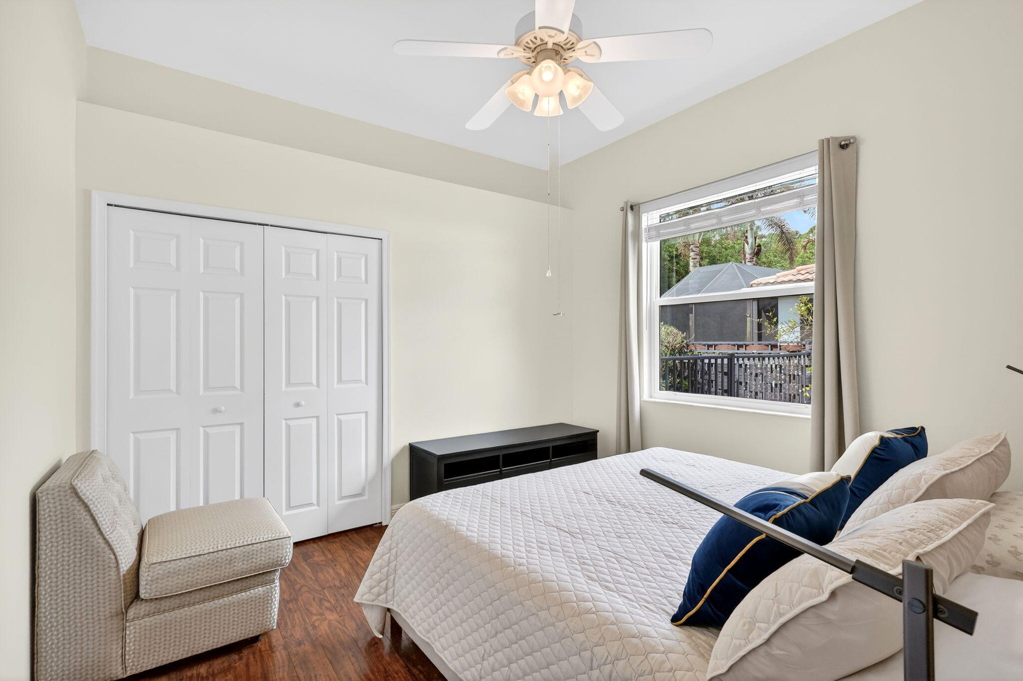 LAKE TUSCANY - Residential