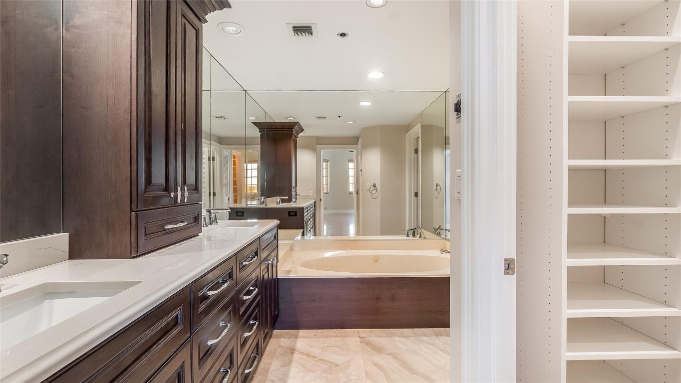 Vizcaya at Palm Aire - Residential