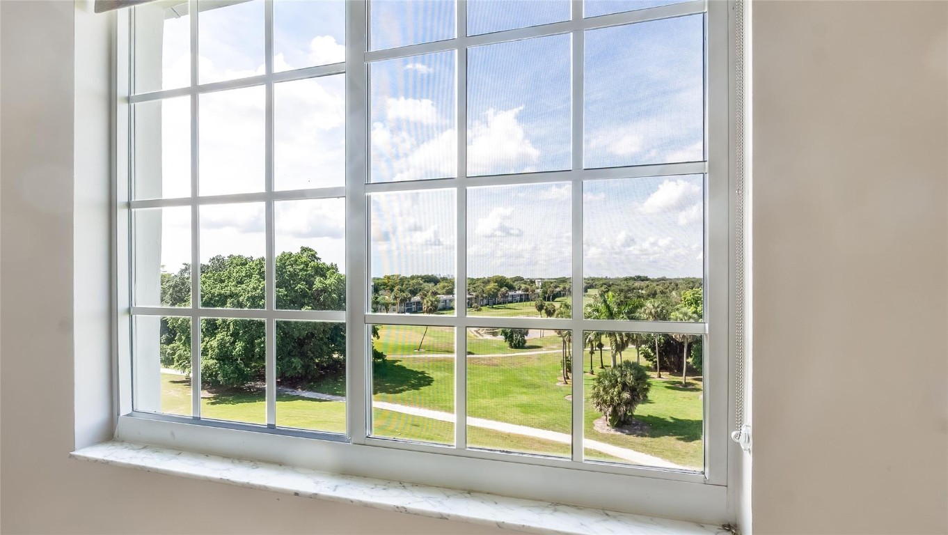 Vizcaya at Palm Aire - Residential