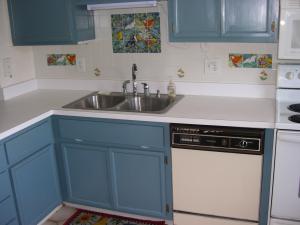 COMMODORE CONDOMINIUM - Residential