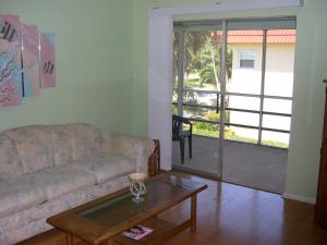 COMMODORE CONDOMINIUM - Residential