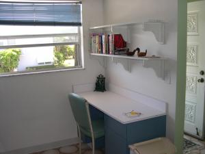 COMMODORE CONDOMINIUM - Residential