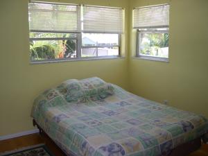 COMMODORE CONDOMINIUM - Residential