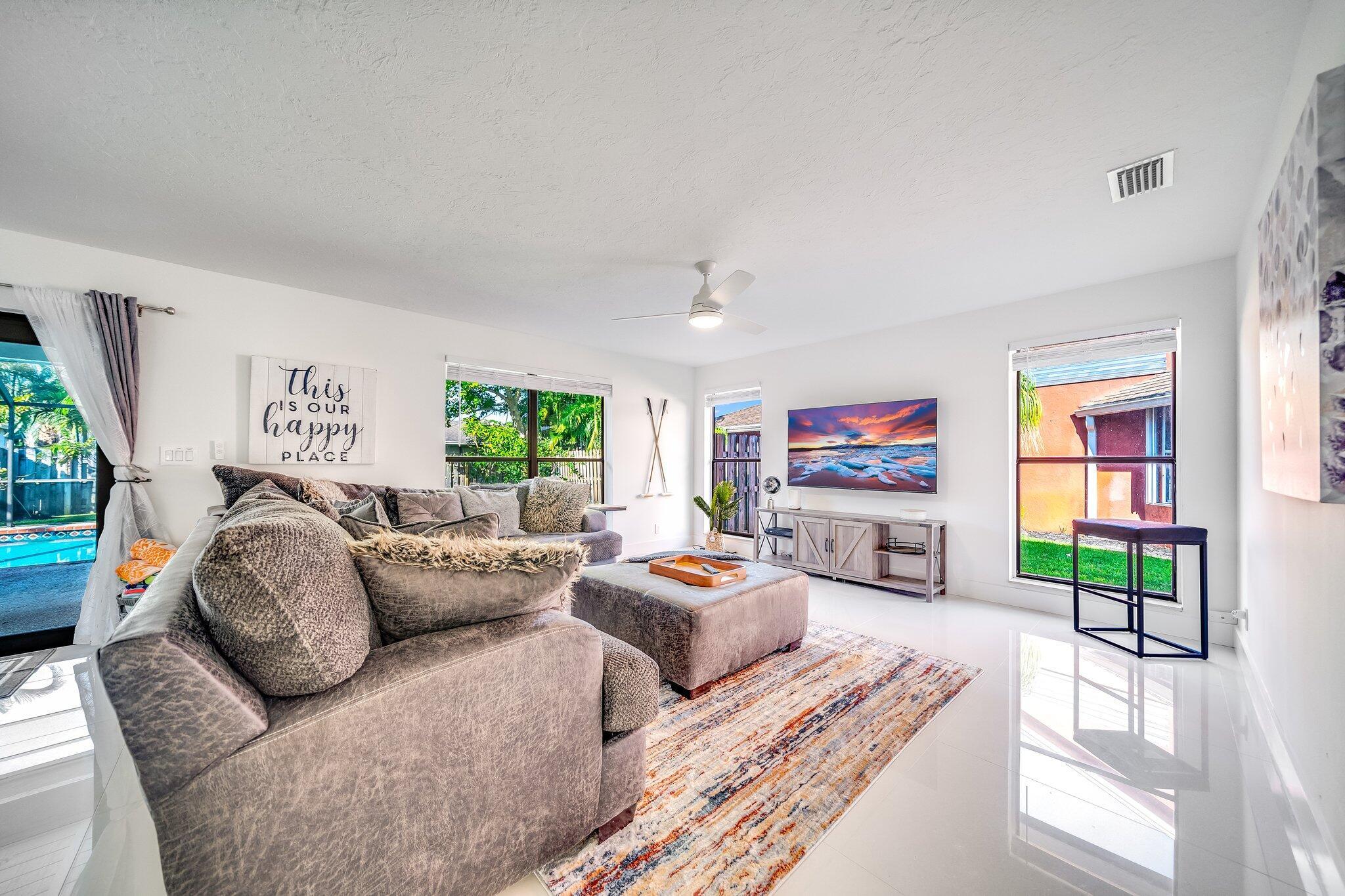 SUGAR POND MANOR OF WELLI - Residential Lease