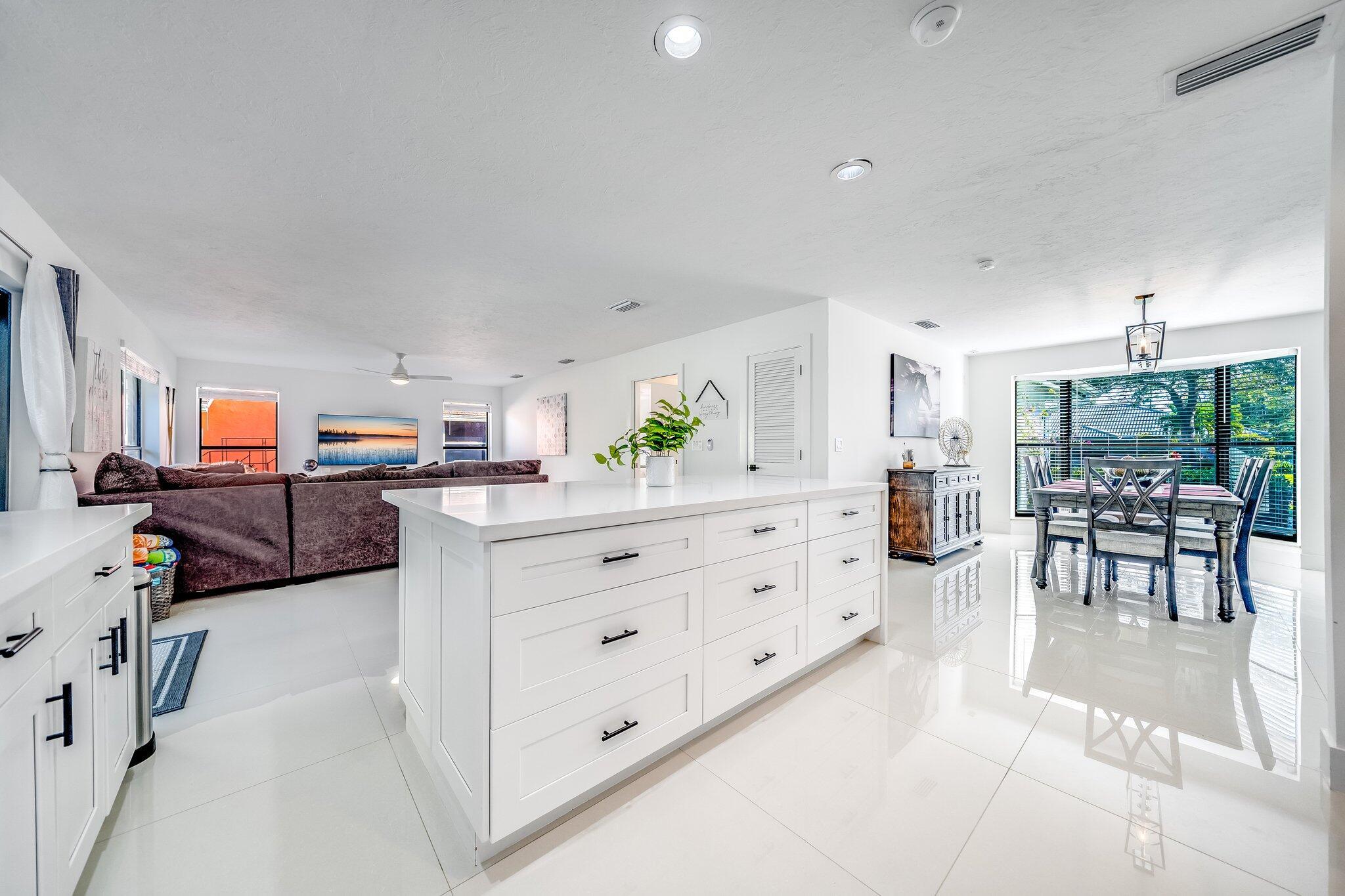 SUGAR POND MANOR OF WELLI - Residential Lease