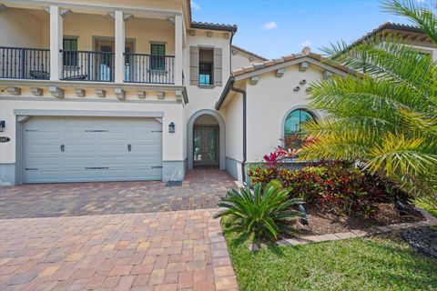 Single Family Residence in Boynton Beach FL 8587 Grand Prix Lane Ln 2.jpg