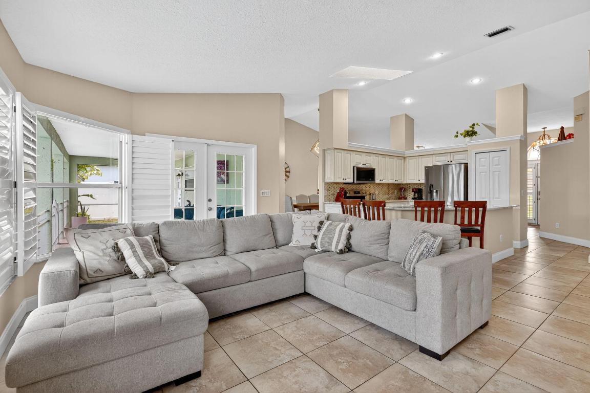 PORT ST LUCIE SECTION 35 - Residential