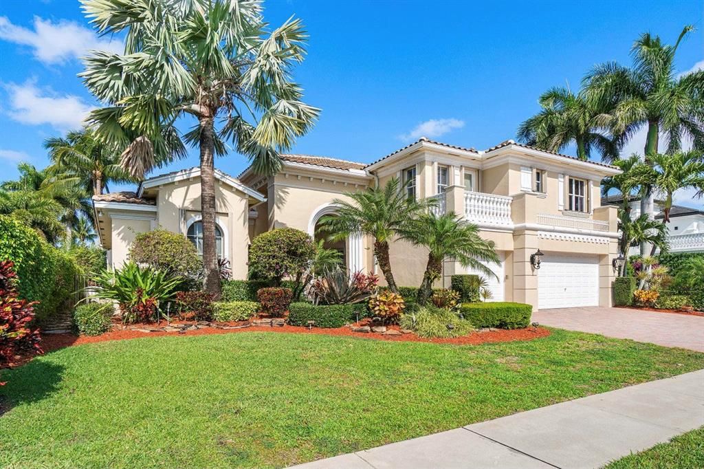 Photo of 16461 Via Venetia E, Delray Beach, FL 33484 (MLS # R10707780)