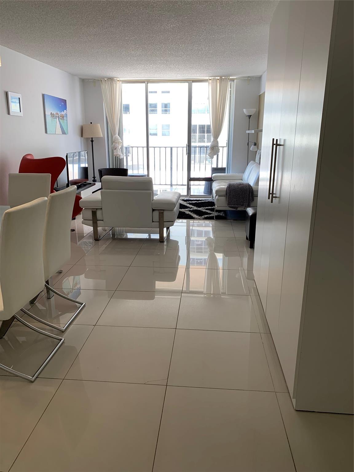 Pompano Beach Club North - Residential Lease