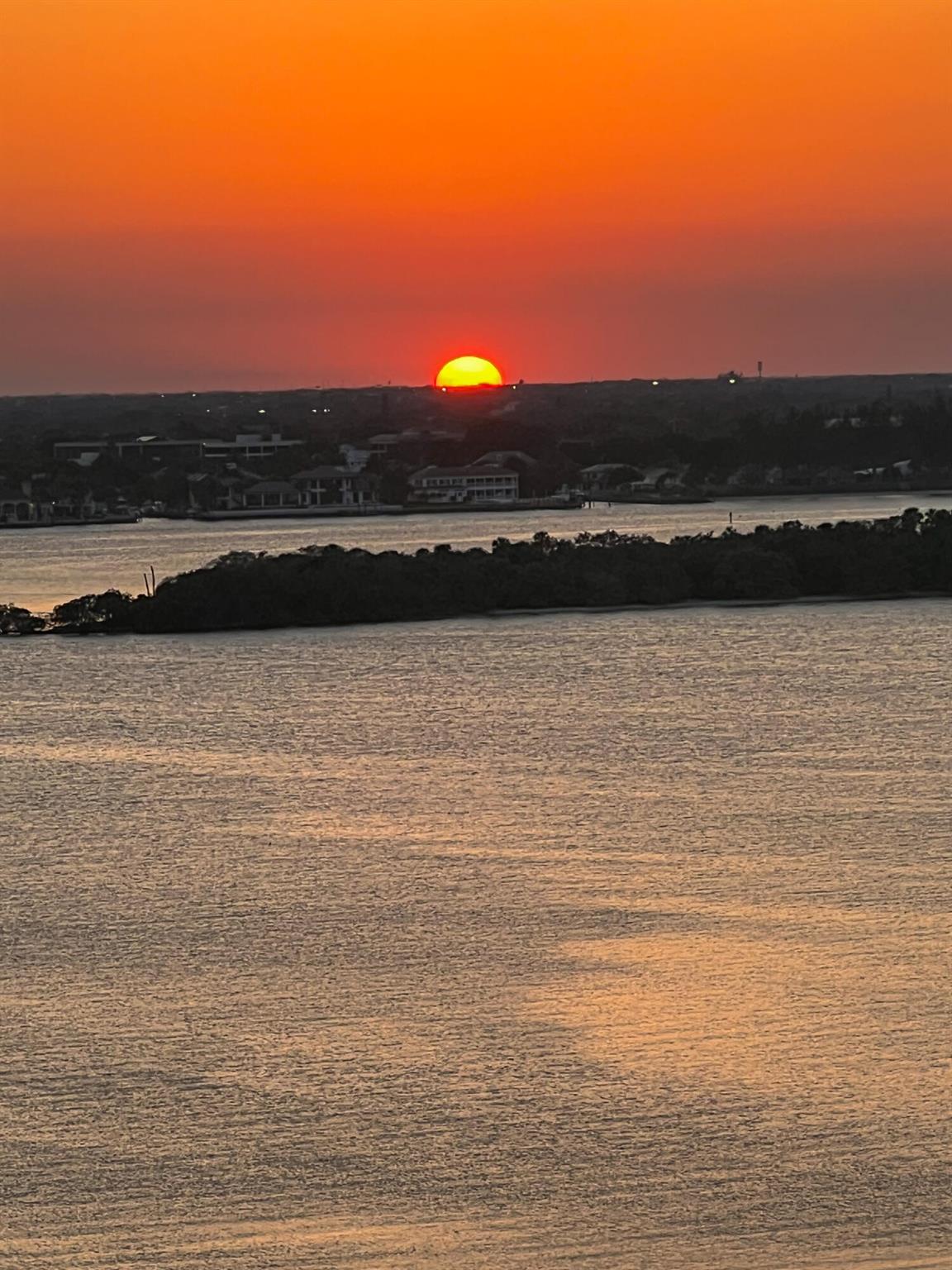 CONNEMARA CONDO - Residential Lease