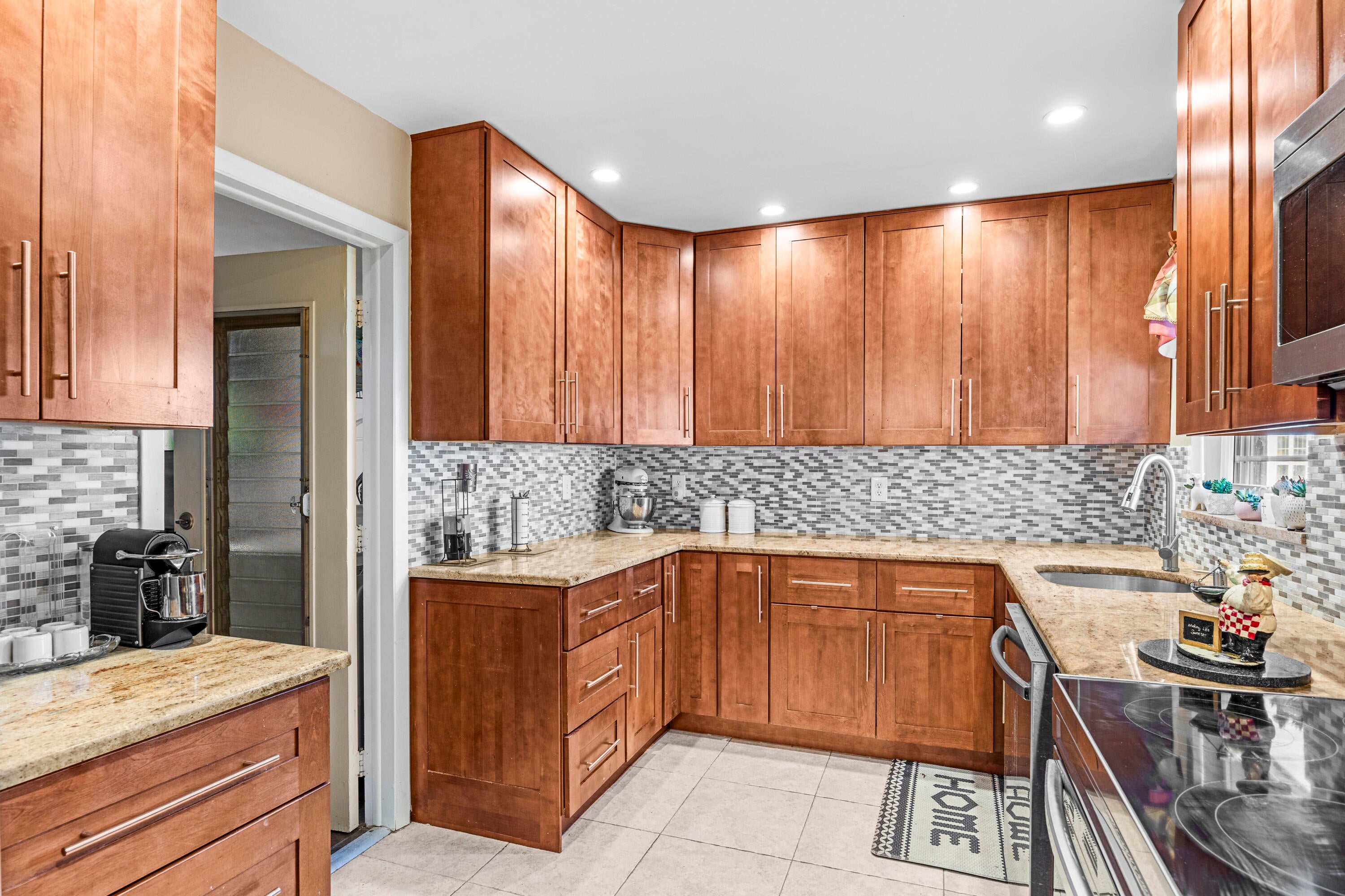 108 LEISUREVILLE Boulevard