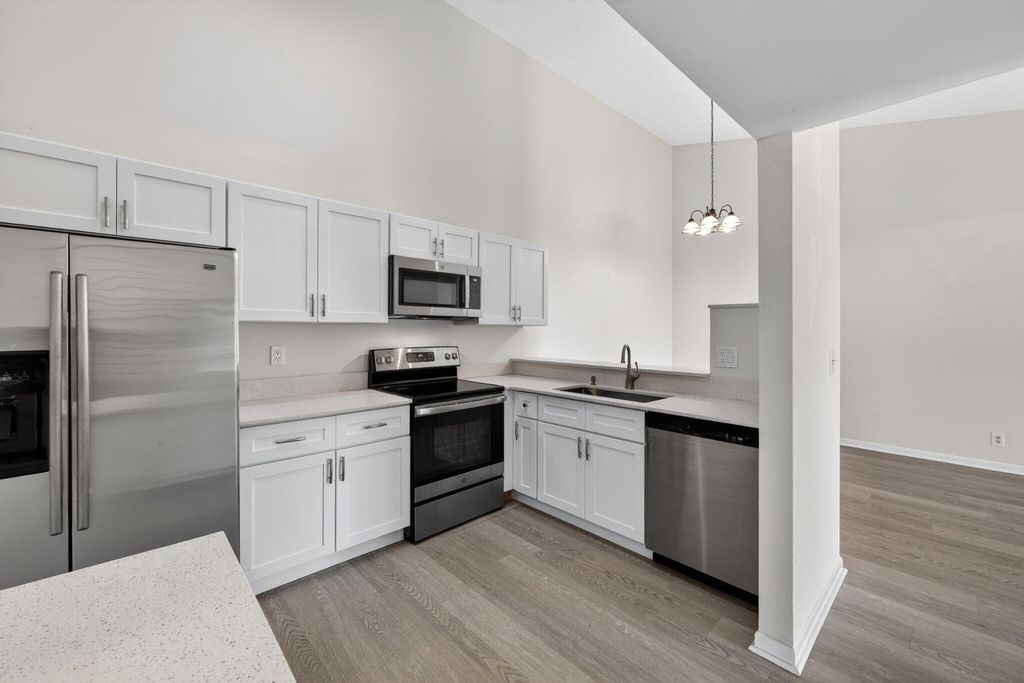 Photo of 6327 Chasewood Drive #E, Jupiter, FL 33458 (MLS # B26015541)