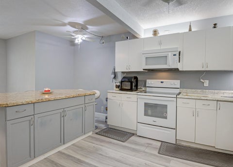 Tiny photo for 125 Lake Pine Circle #D-1, Greenacres, FL 33463 (MLS # R10977048)