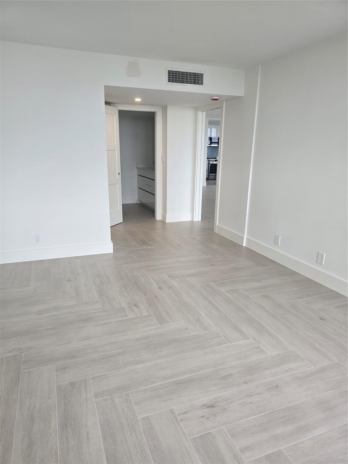 Bermuda House Condo - Residential Lease