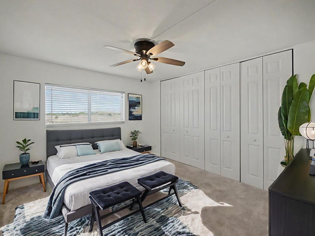 LAKE HARBOUR TOWERS CONDO - Residential