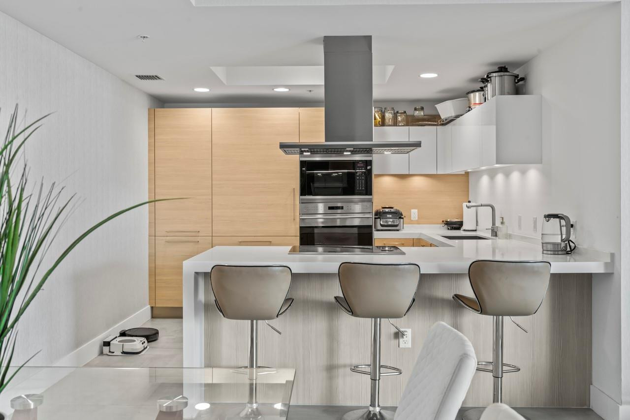 MARINA PALMS - Residential