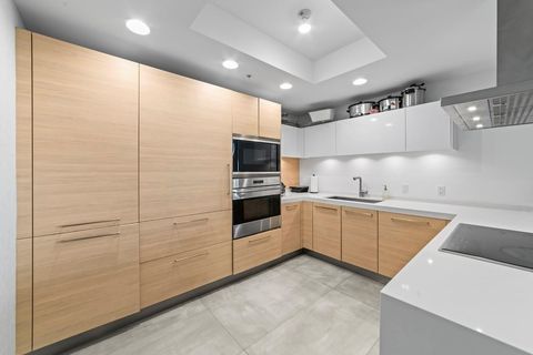 17111 Biscayne Boulevard 503 Aventura FL 33160