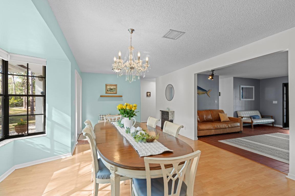 LOXAHATCHEE GROVES IN - Residential